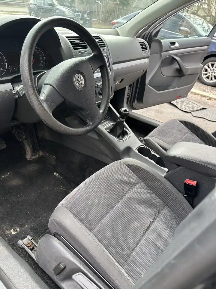 Volkswagen Jetta снимка Volkswagen Jetta