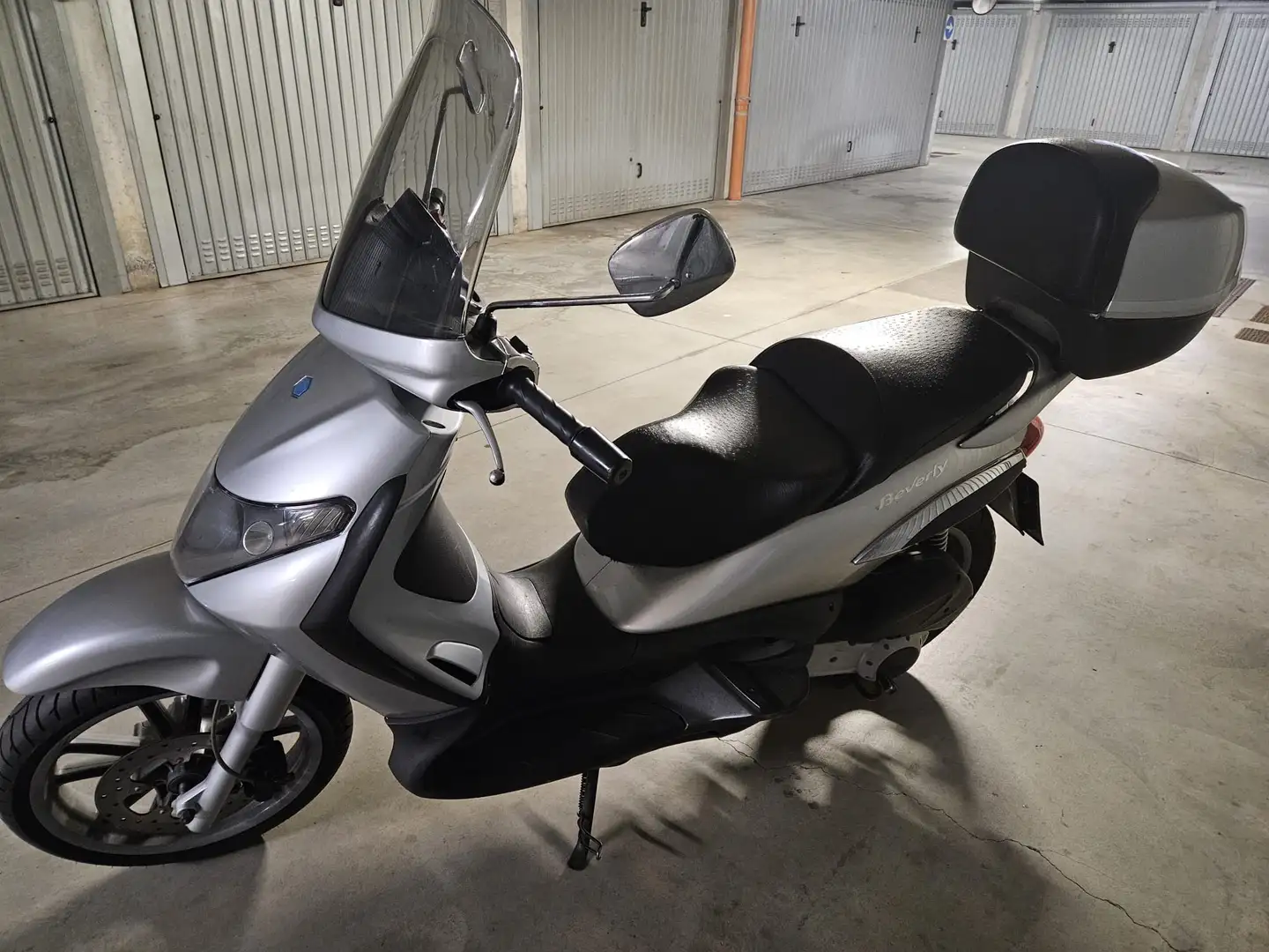 Piaggio Beverly 250 - 2