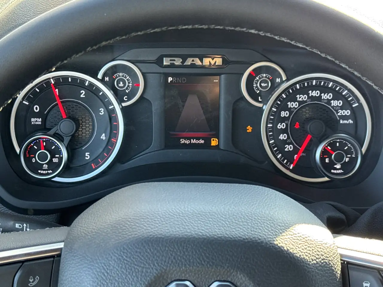 RAM 3500 снимка RAM 3500