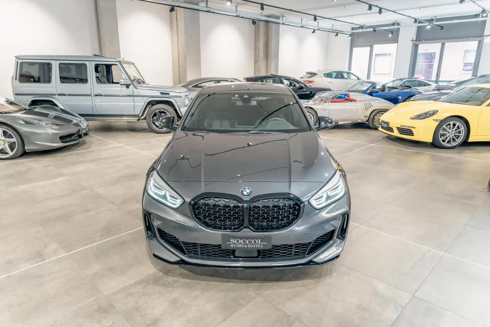 BMW 135 i xDrive Grigio - 2