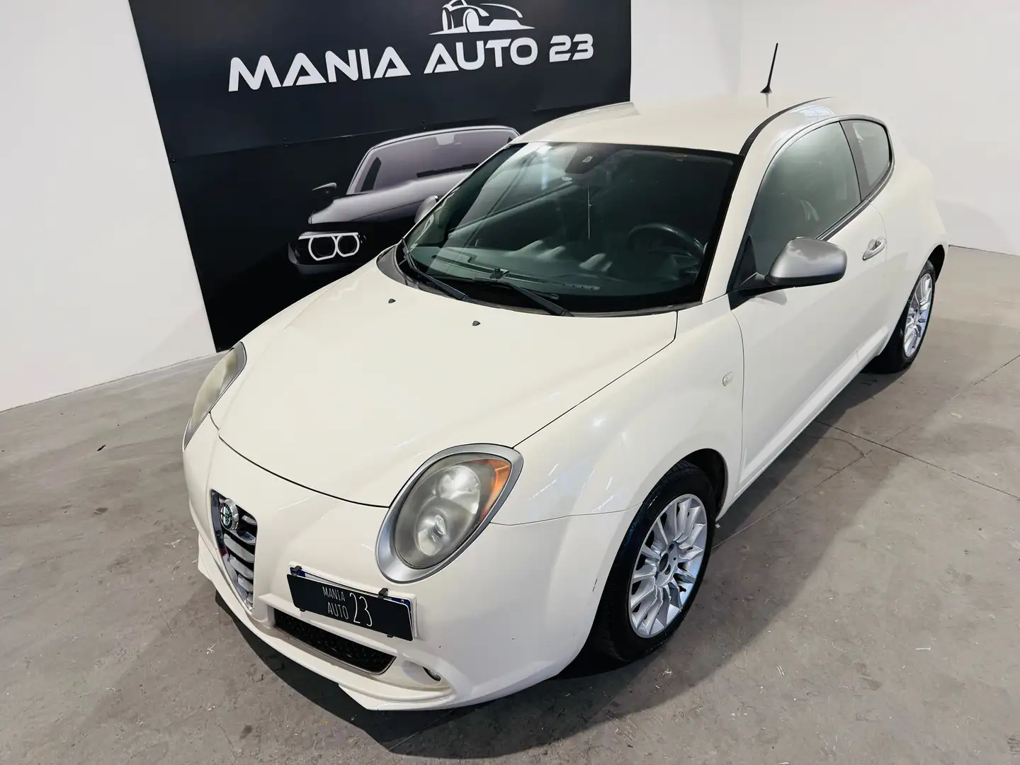 Alfa Romeo MiTo MiTo 1.4 tb Distinctive Gpl 120cv E6*NEOPATENTATI* Blanc - 2