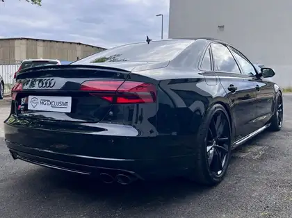Annonce voiture d'occasion Audi S8 - CARADIZE