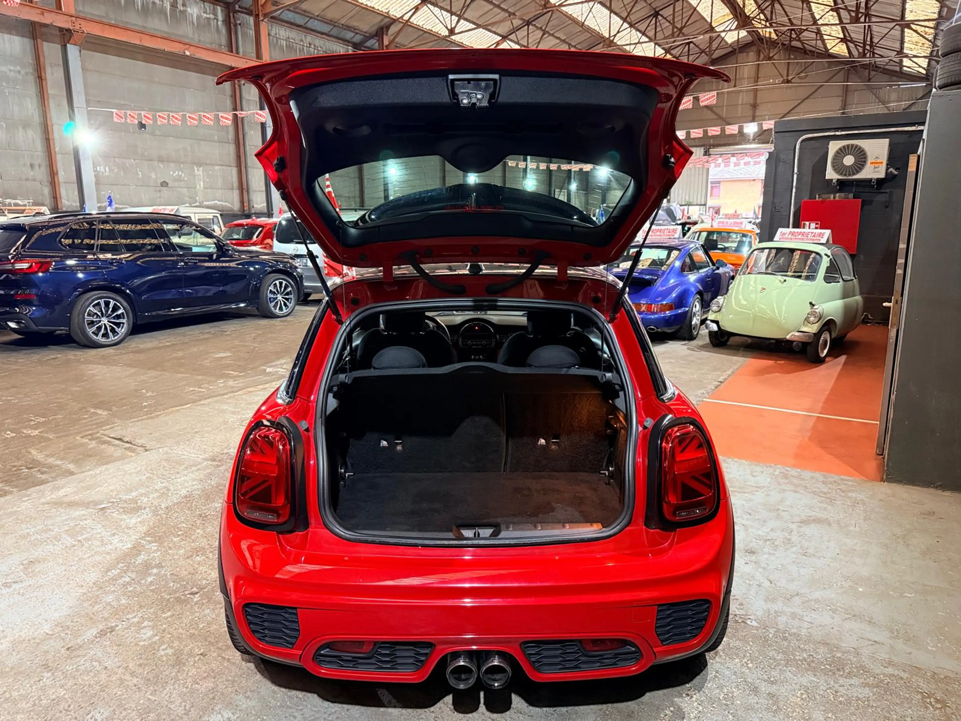 MINI Cooper Mini 1.5 Cooper Kit John Cooper Works Xénon LED — photo 9