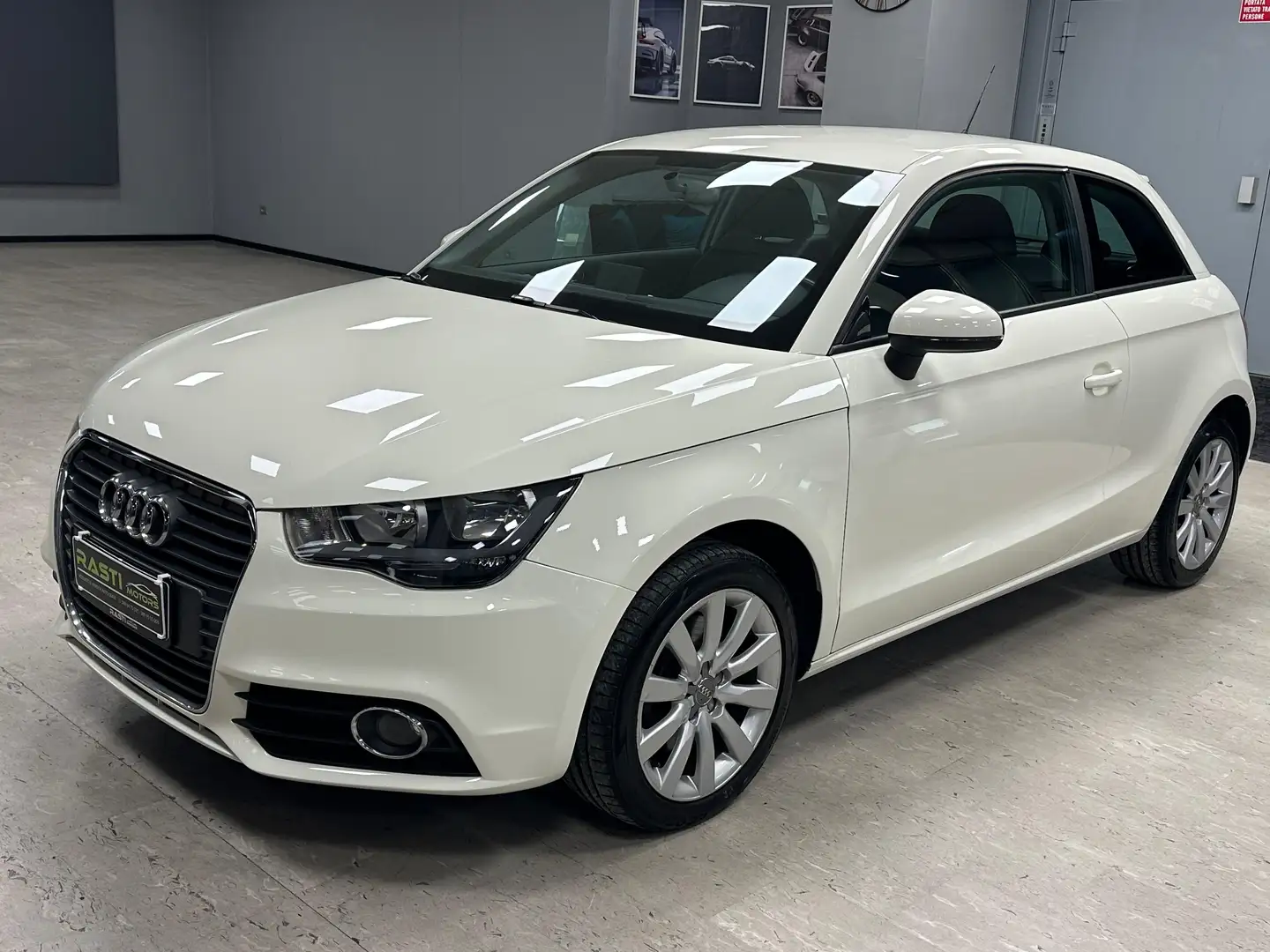 Audi A1 A1 I 2011 3p 1.4 tfsi Ambition 122cv Blanc - 1