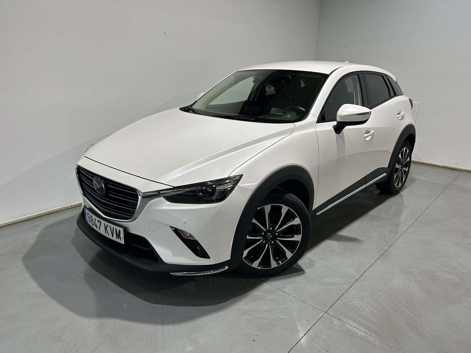 Mazda CX-3 1.8 Skyactiv-D Zenith 2WD 85kW - foto 1