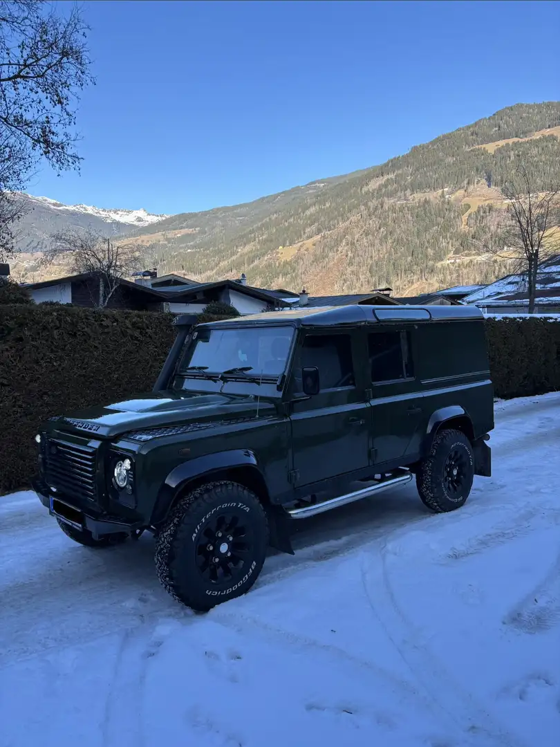 Land Rover Defender 110 DPF Station Wagon SE - 1