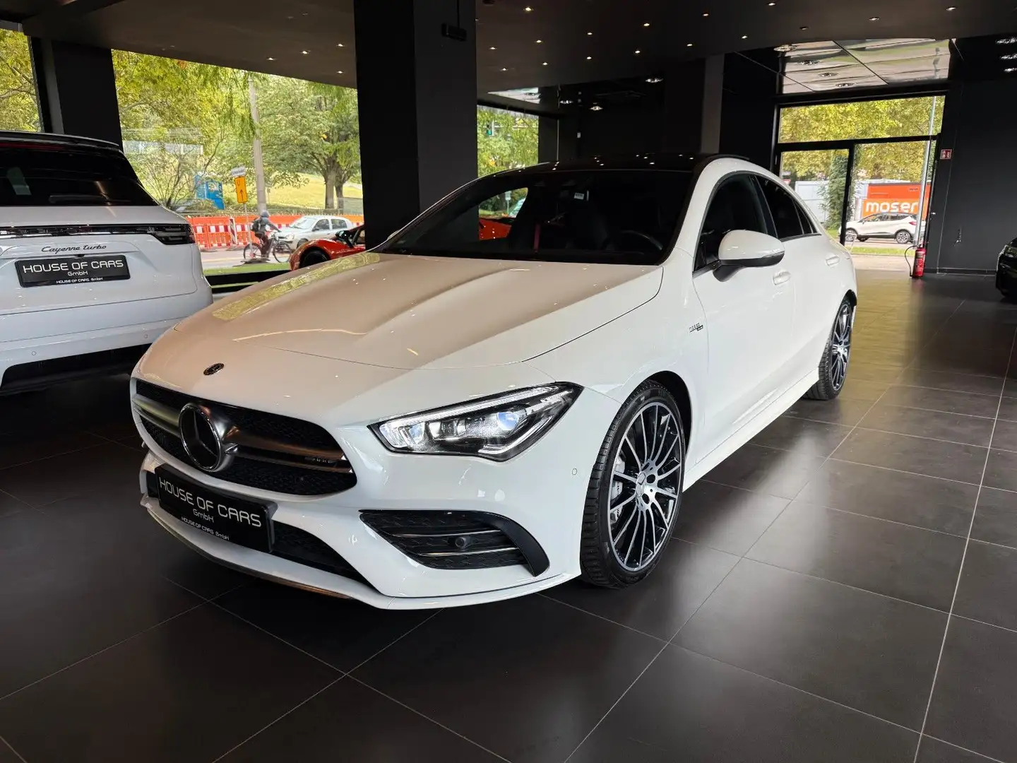 Mercedes-Benz CLA 35 AMG 4Matic*Pano*Multibeam*Ambiente*Kamer Weiß - 1