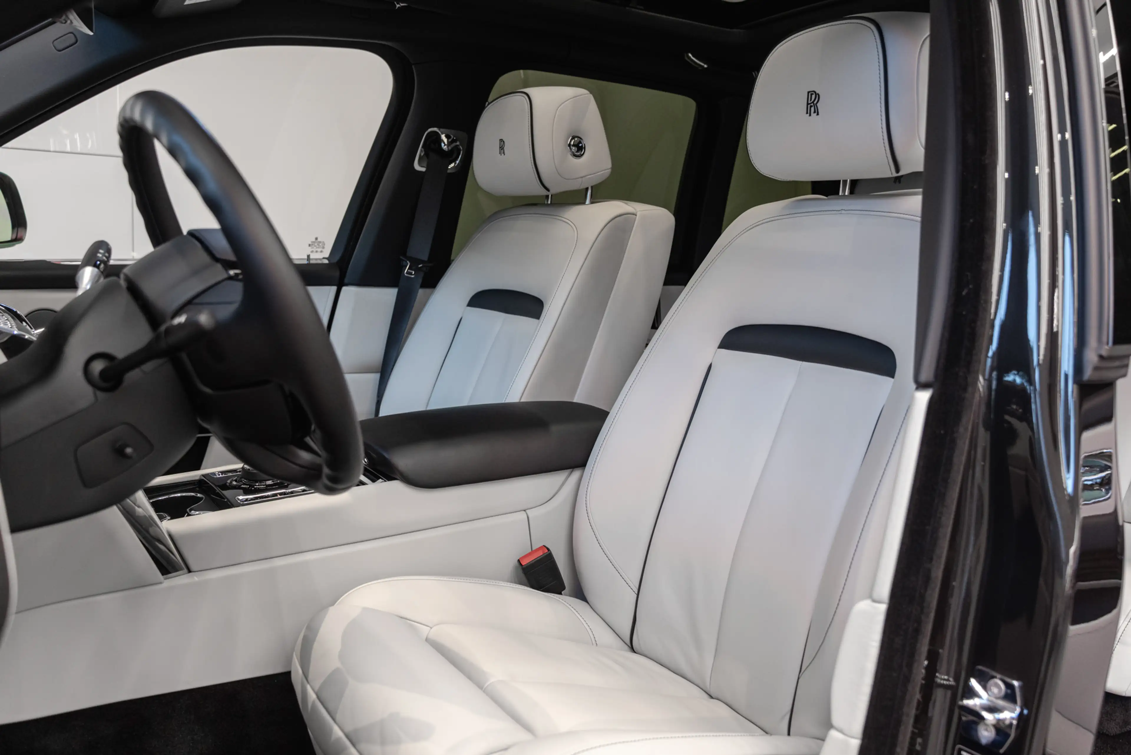 Rolls-Royce Cullinan 6.75 V12 — photo 4