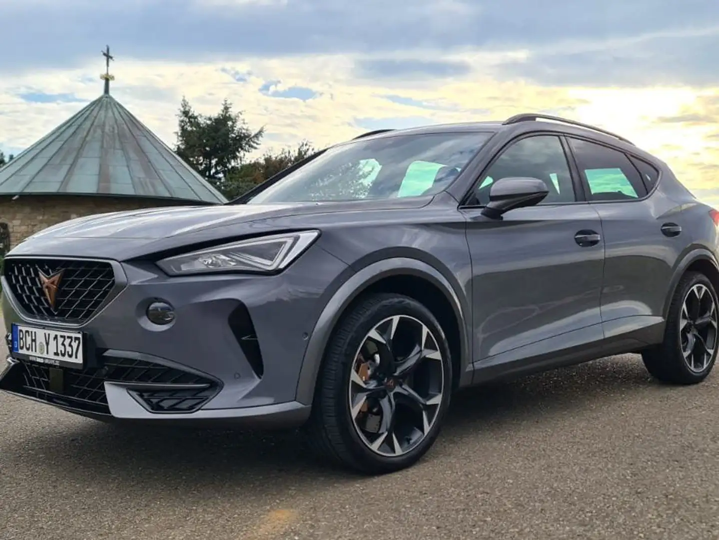 CUPRA Formentor VZ   Speziallackierung Beats Sound Anlage Grau - 1