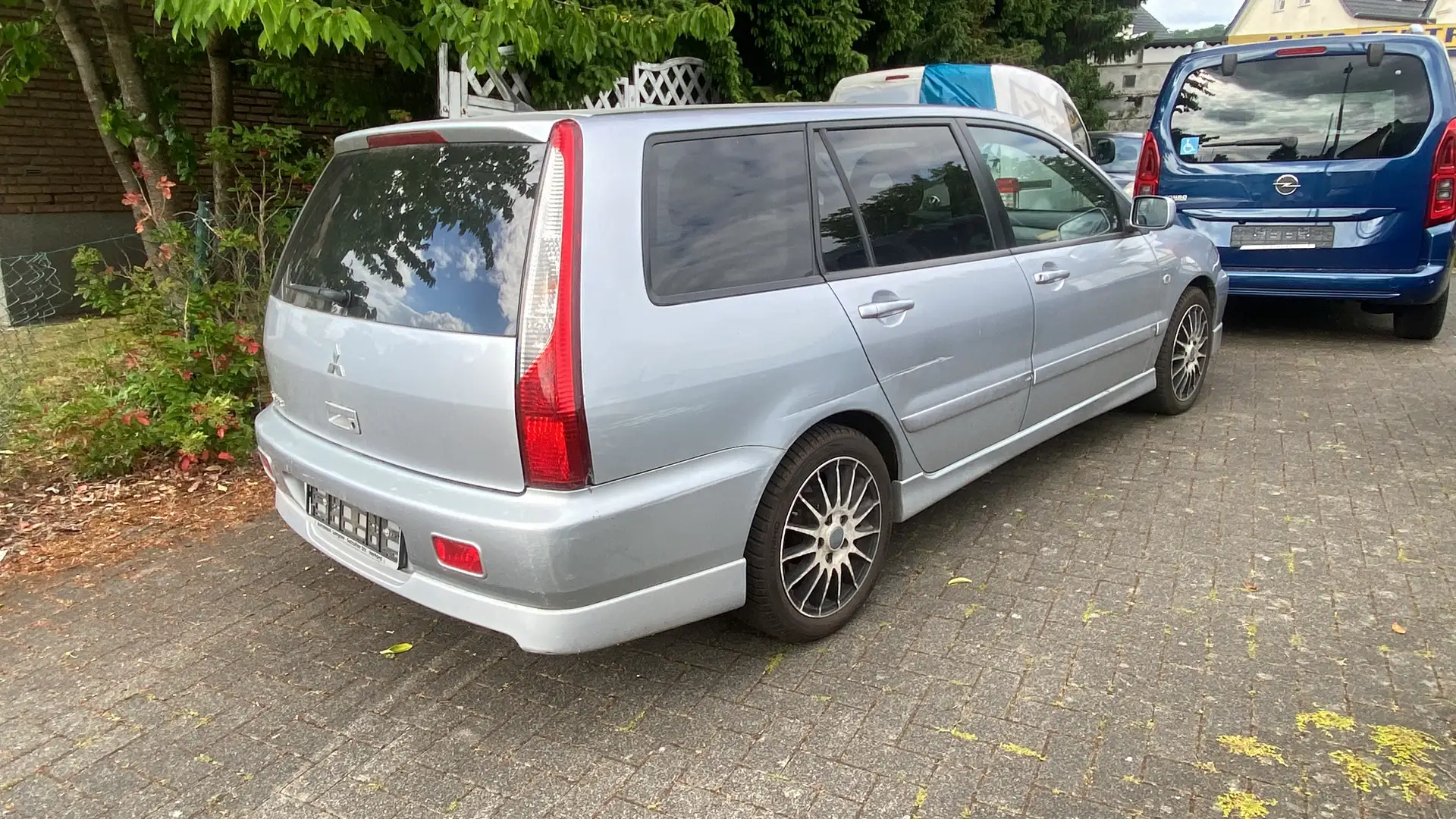 Mitsubishi Lancer 1.6 Intense Kombi ~Klima~ Серый - 2
