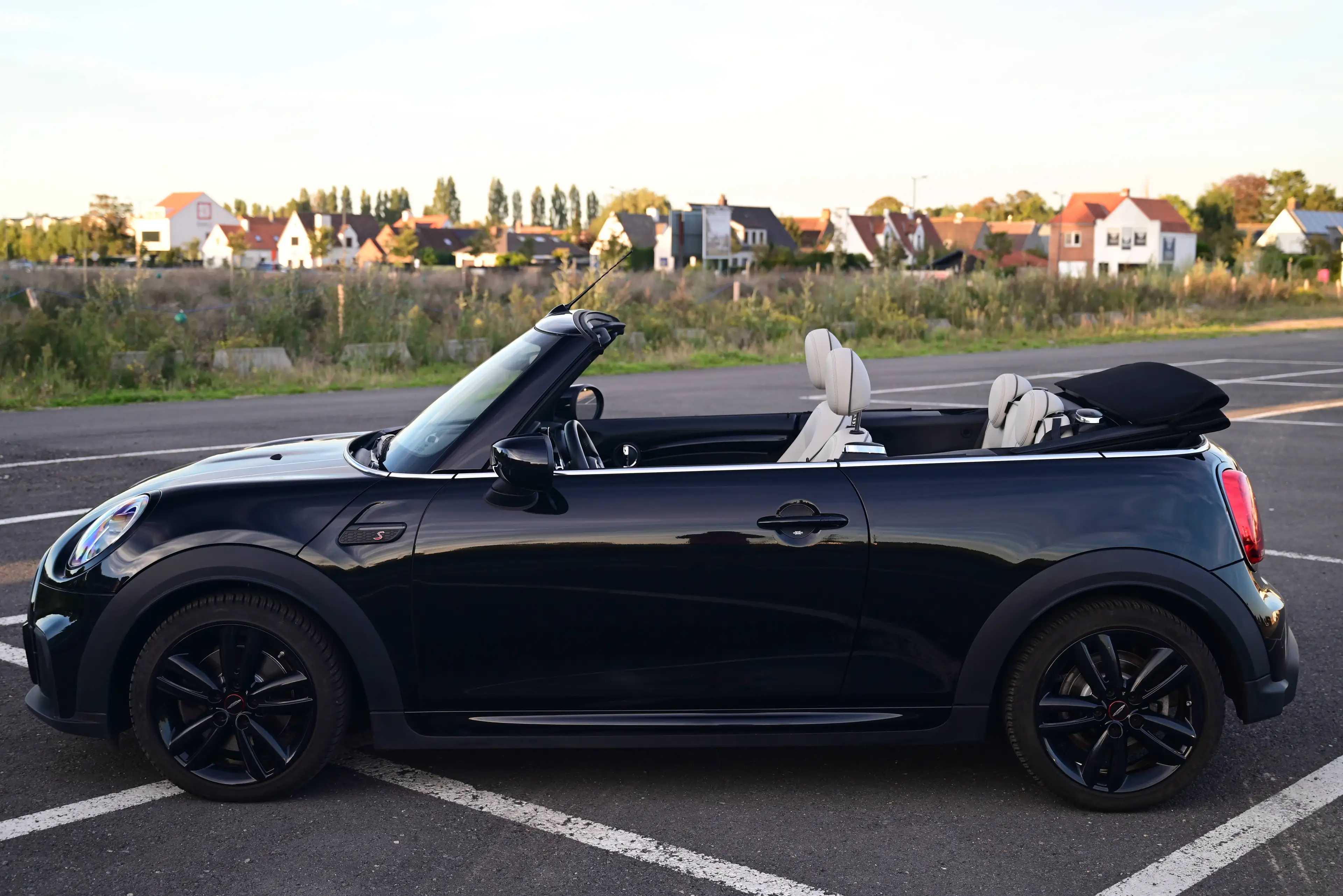 MINI Cooper S Cabrio SPORT AUT / JCW TRIM / LEATHER CHESTER GREY / FULL BLACK / TOP CONDITION — photo 5