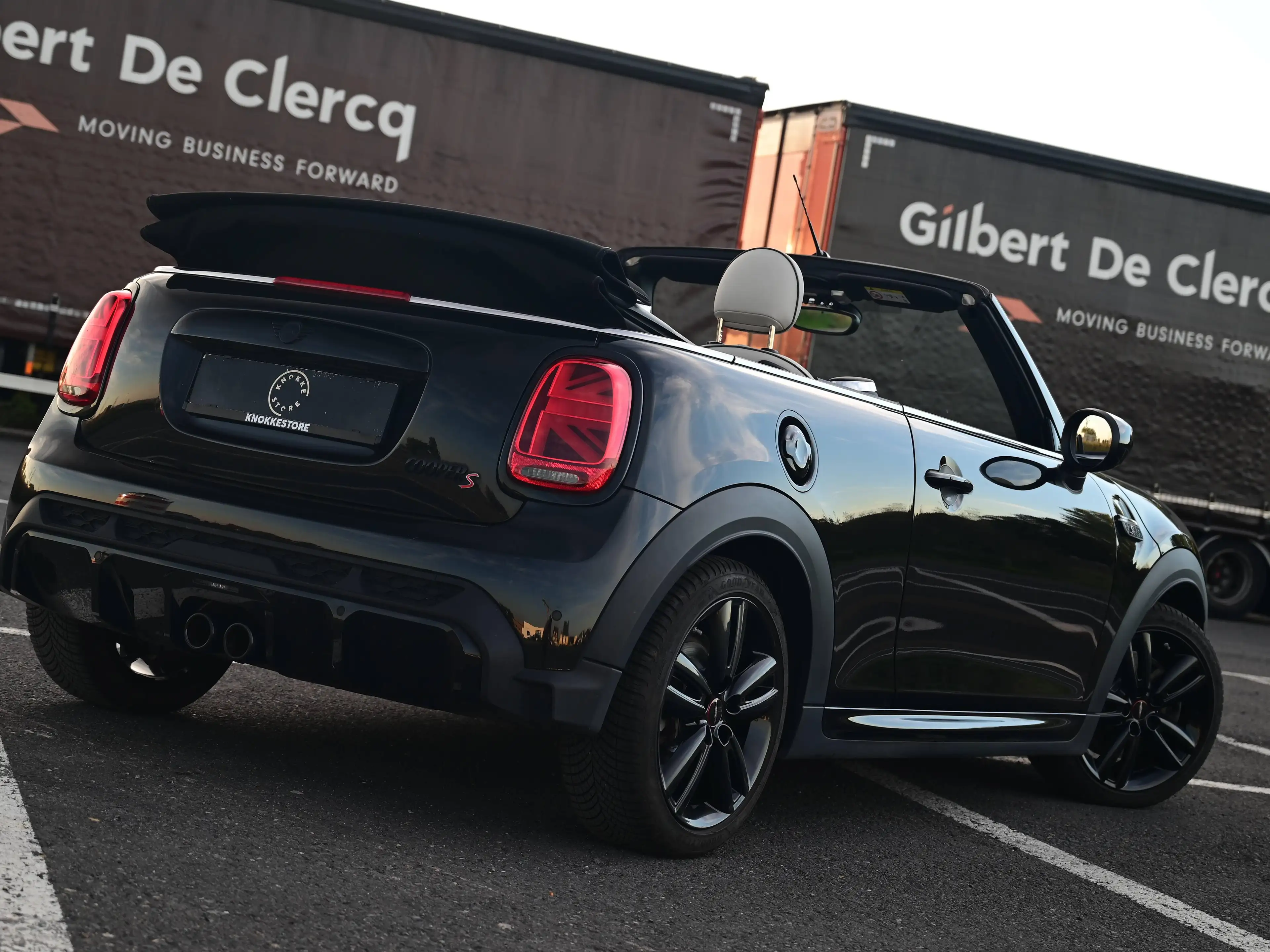 MINI Cooper S Cabrio SPORT AUT / JCW TRIM / LEATHER CHESTER GREY / FULL BLACK / TOP CONDITION — photo 2