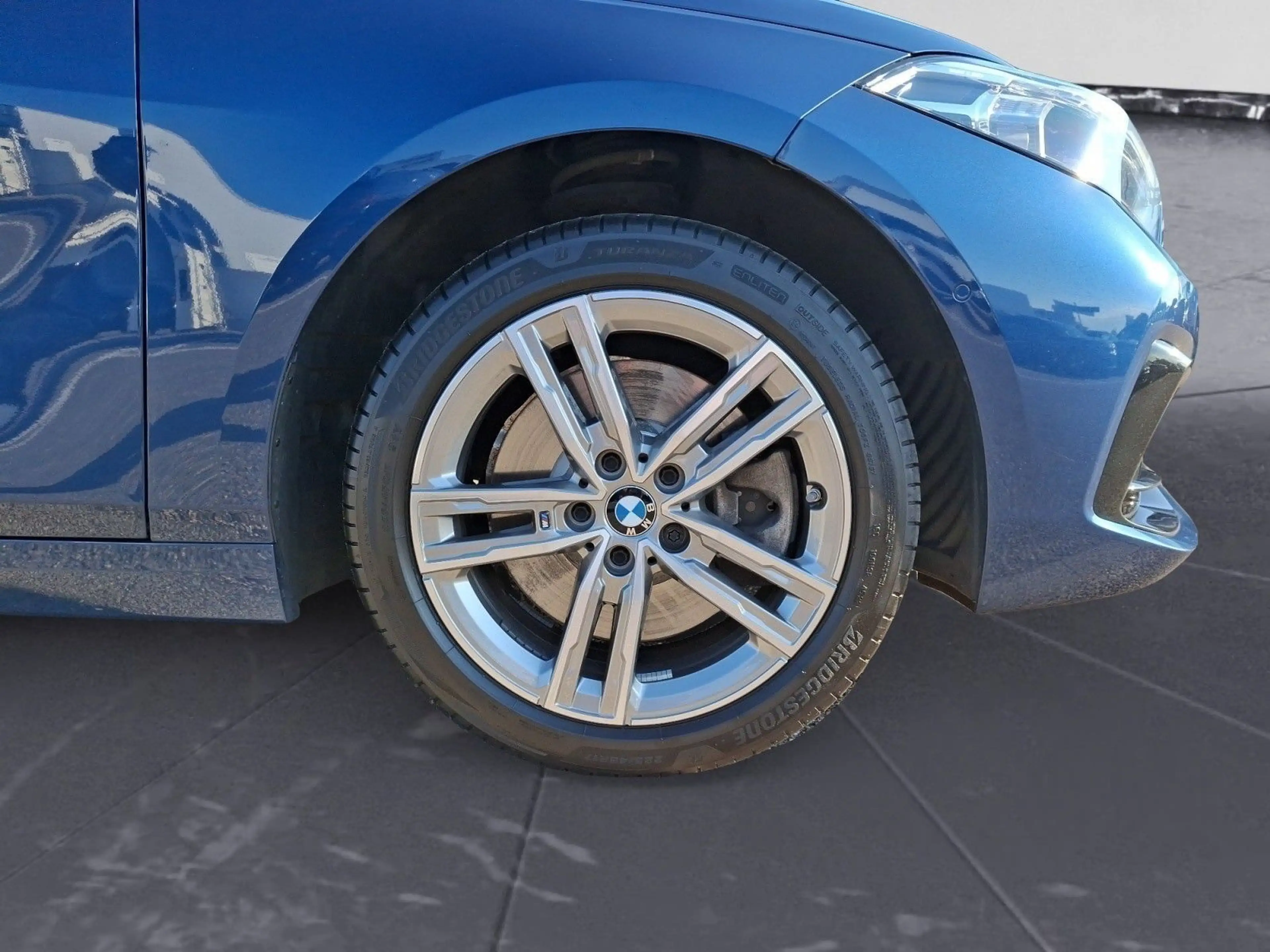 BMW 120 d Steptronic Sport Line Aut. Live Cockpit Plu — photo 12