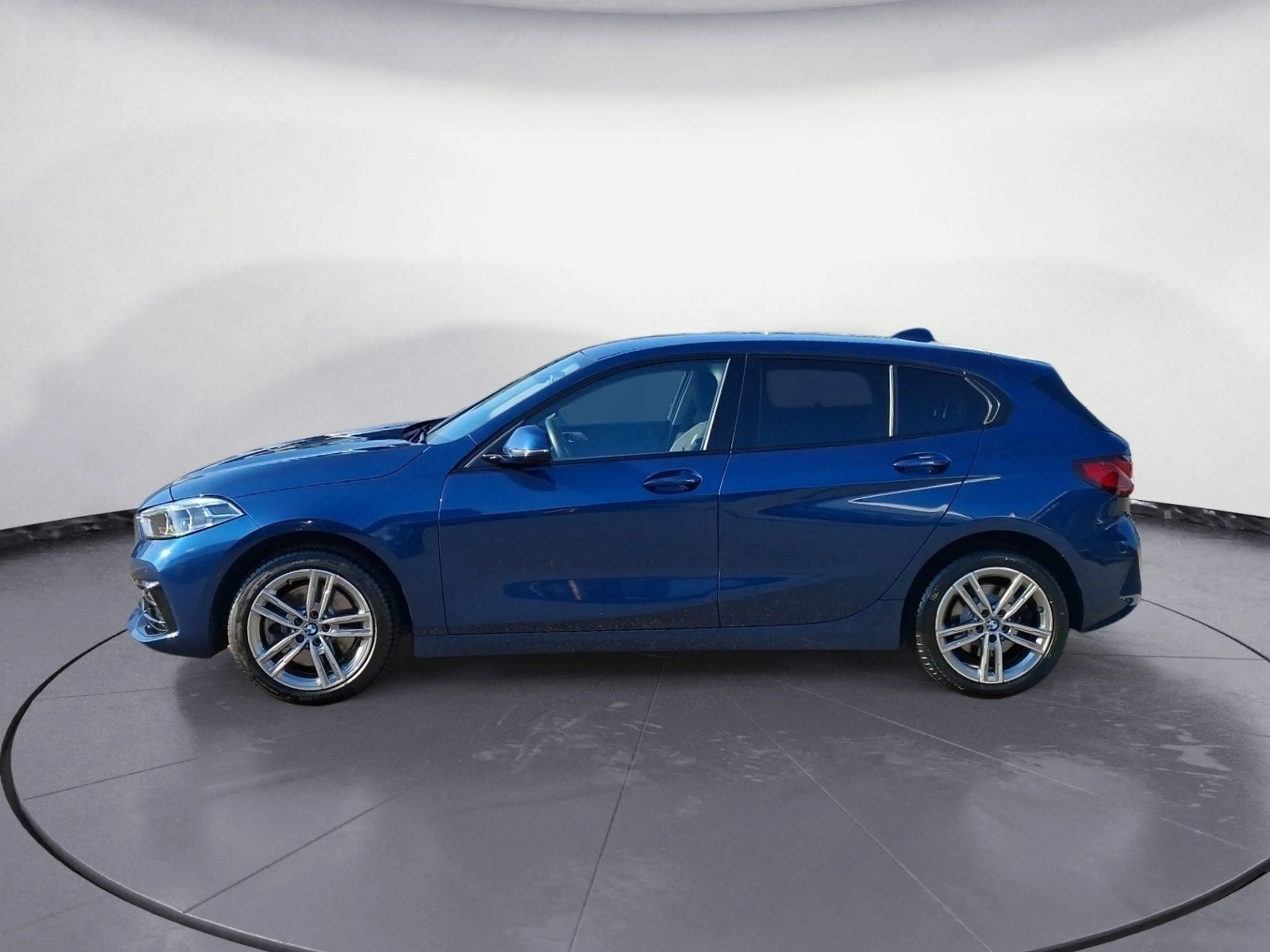 BMW 120 d Steptronic Sport Line Aut. Live Cockpit Plu — photo 3