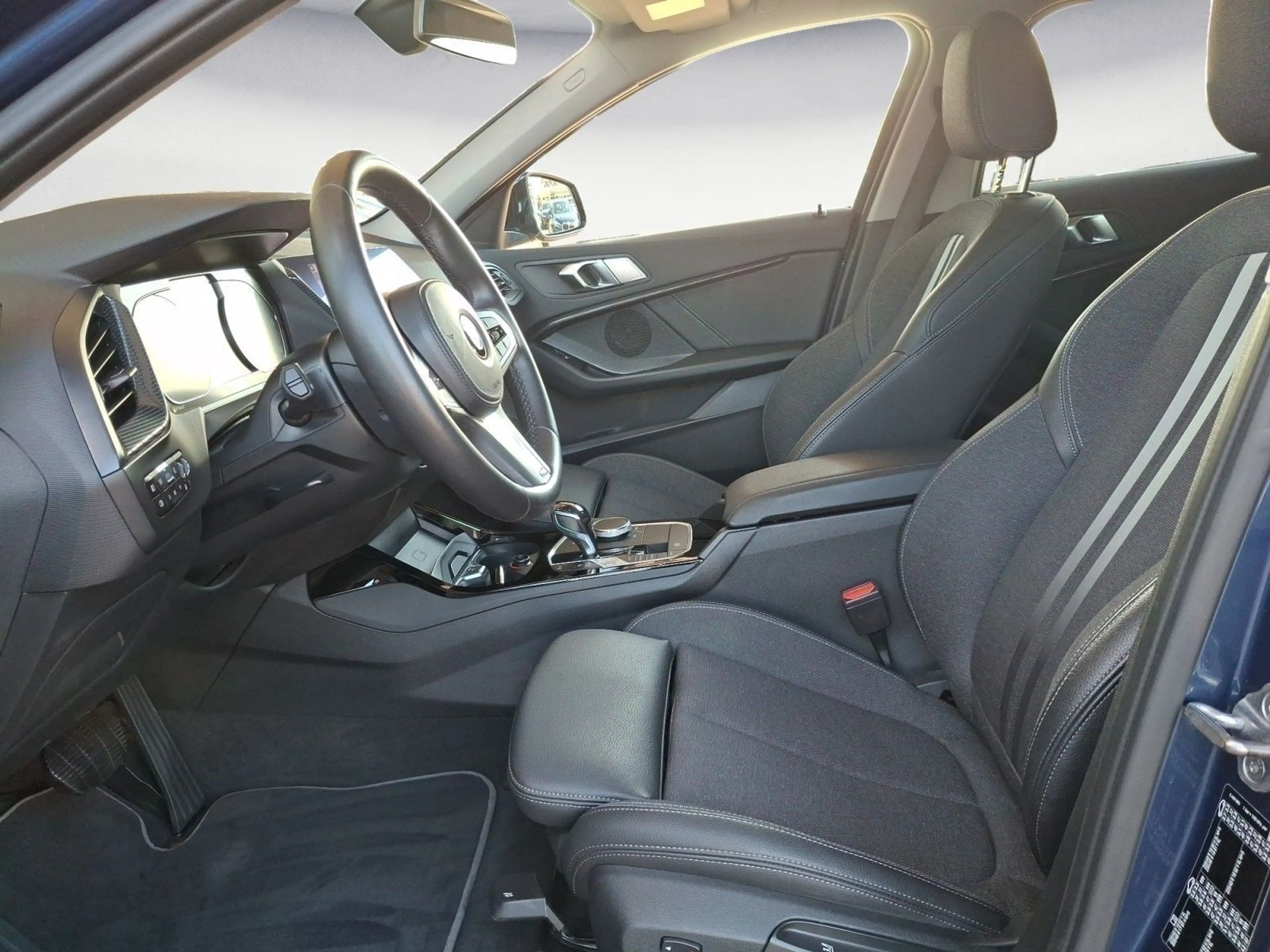 BMW 120 d Steptronic Sport Line Aut. Live Cockpit Plu — photo 8