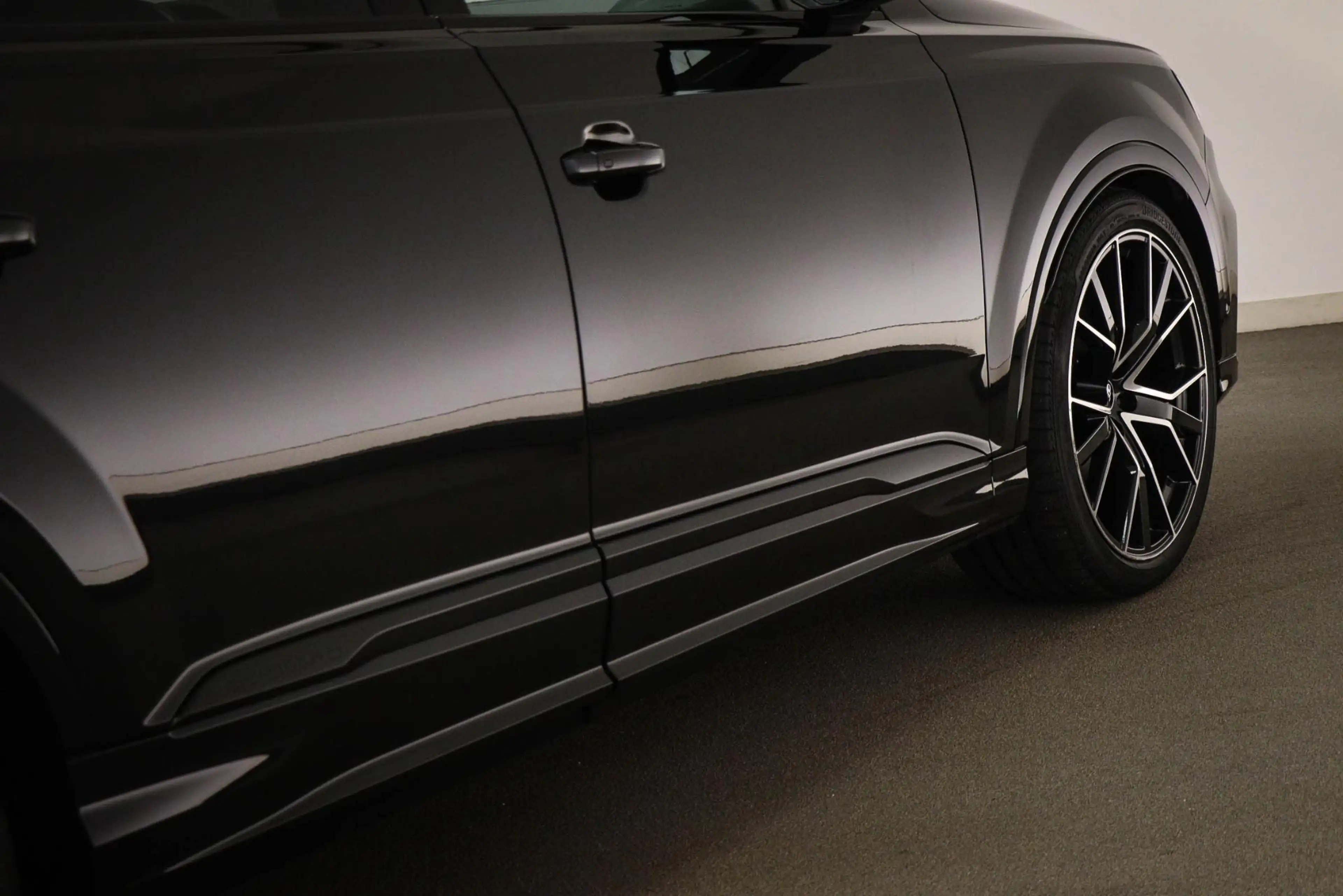 Audi Q7 4.0 TFSI SQ7 quattro 7p | PANORAMDAK | LEDER | STO — photo 26