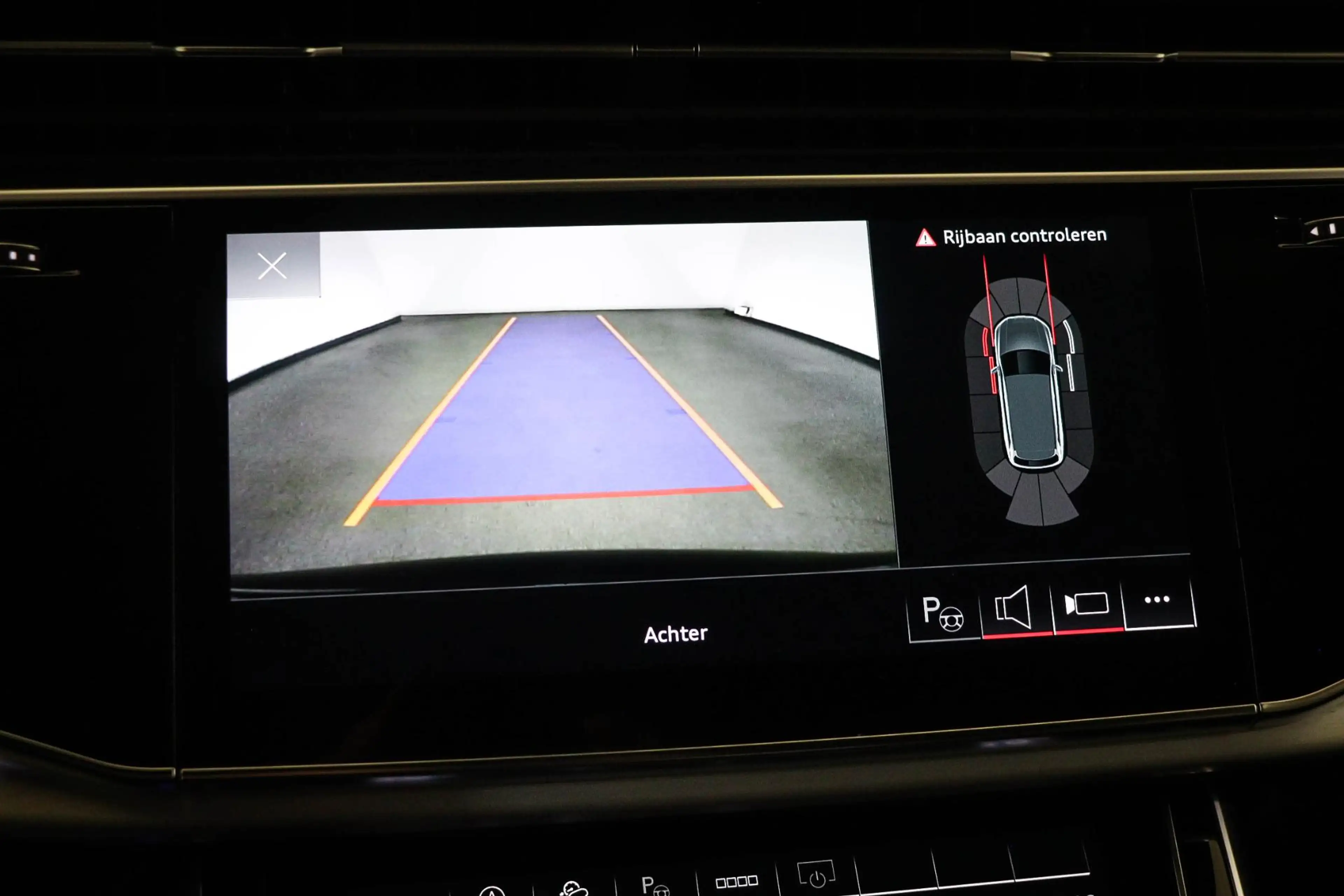 Audi Q7 4.0 TFSI SQ7 quattro 7p | PANORAMDAK | LEDER | STO — photo 8