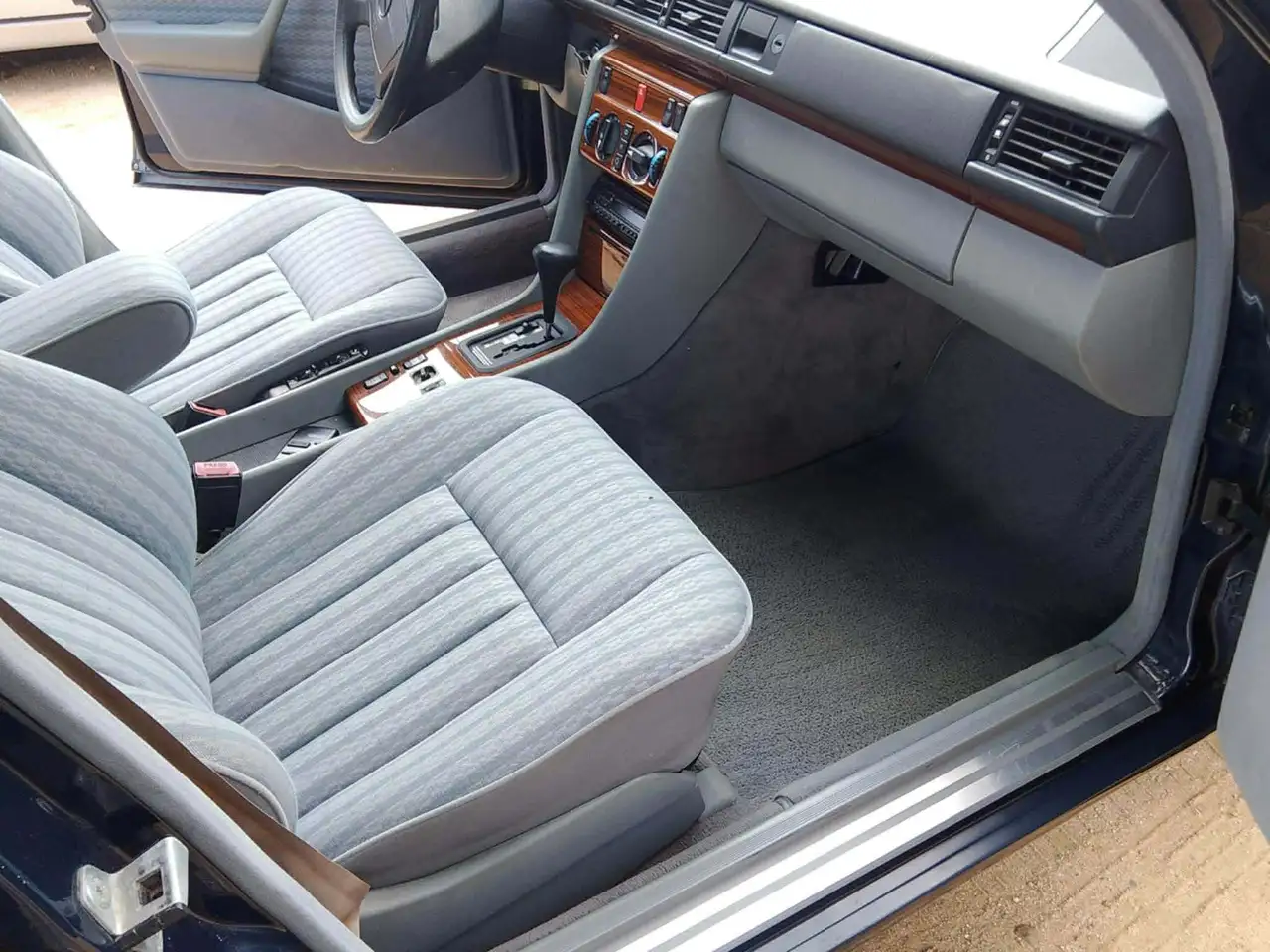 Mercedes-Benz E 280 W124 280E, foto 5