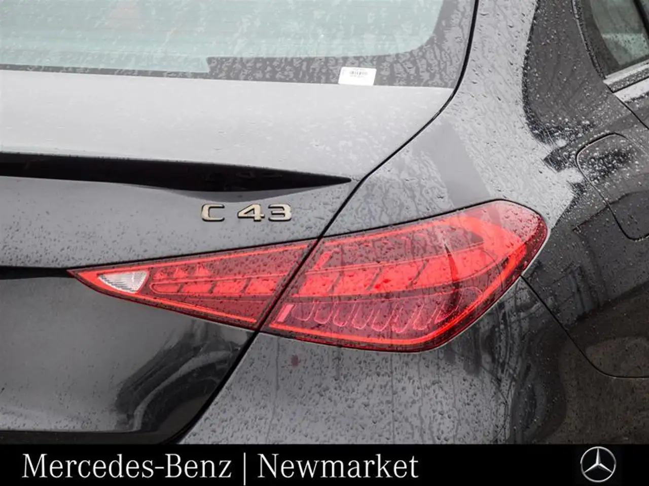 Mercedes-Benz C-Class снимка Mercedes-Benz C-Class
