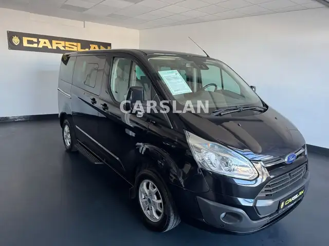 Ford Transit Custom view 2