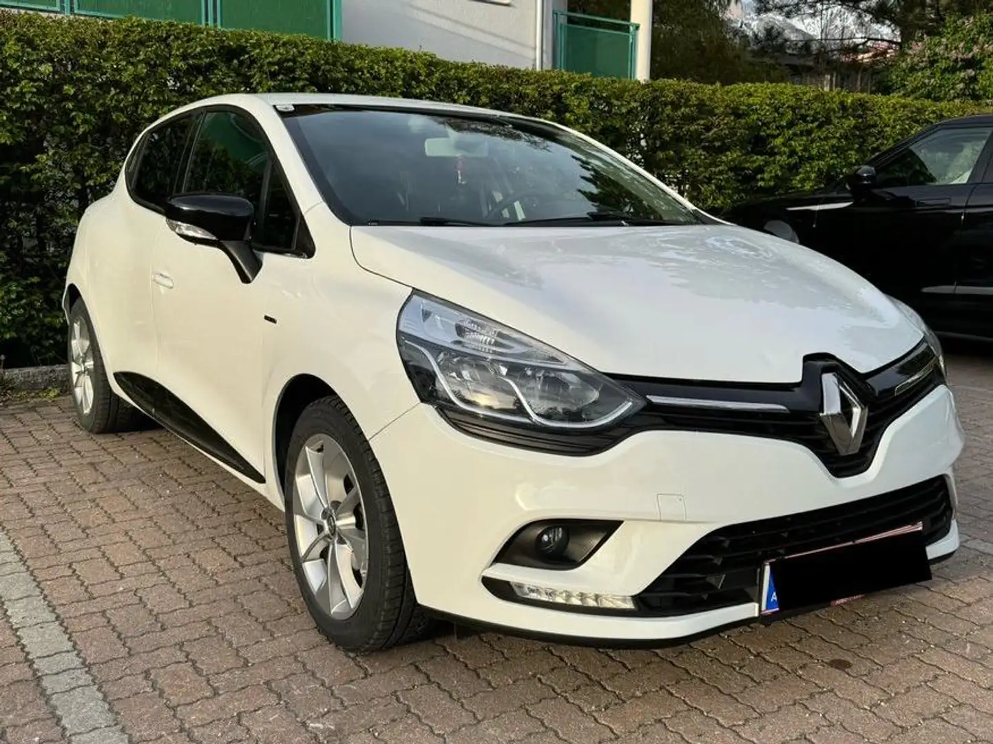 Renault Clio Clio Limited 1,2 16V 75 Limited Weiß - 2