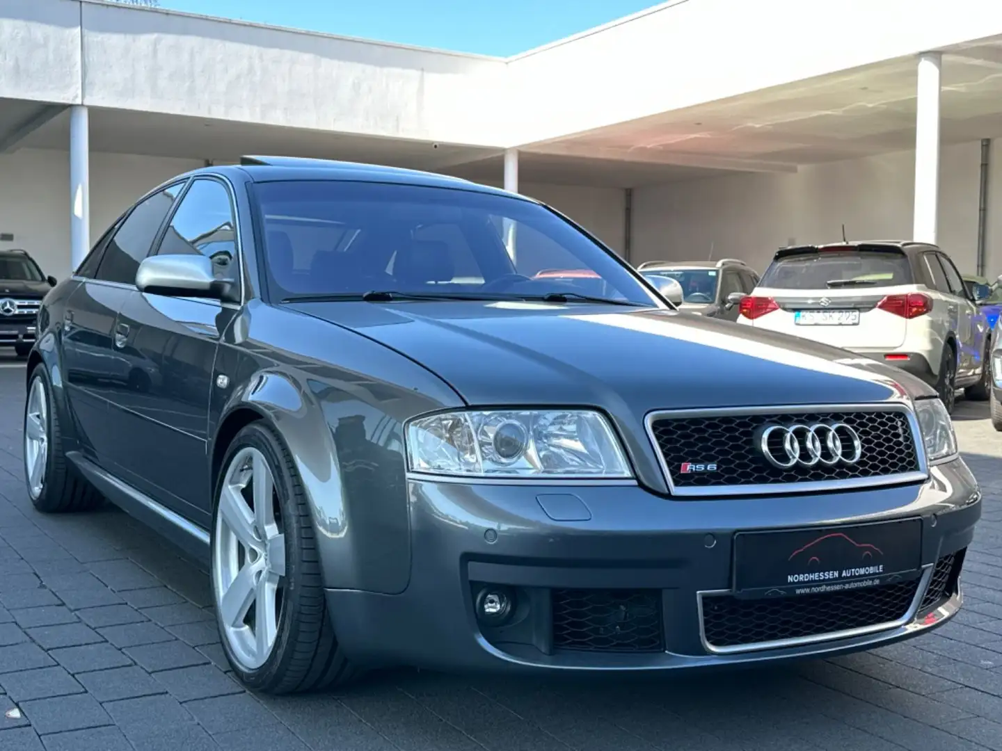 Audi RS6 Lim. 4.2 V8 quattro | Original | 2. Hand Gris - 2