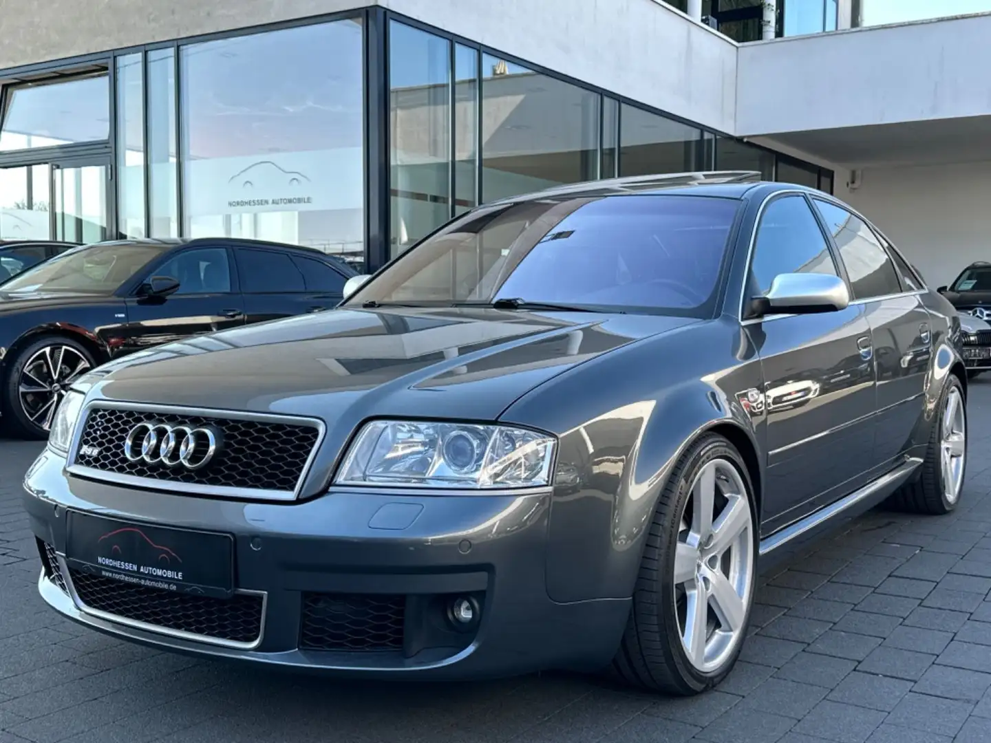 Audi RS6 Lim. 4.2 V8 quattro | Original | 2. Hand Gris - 1