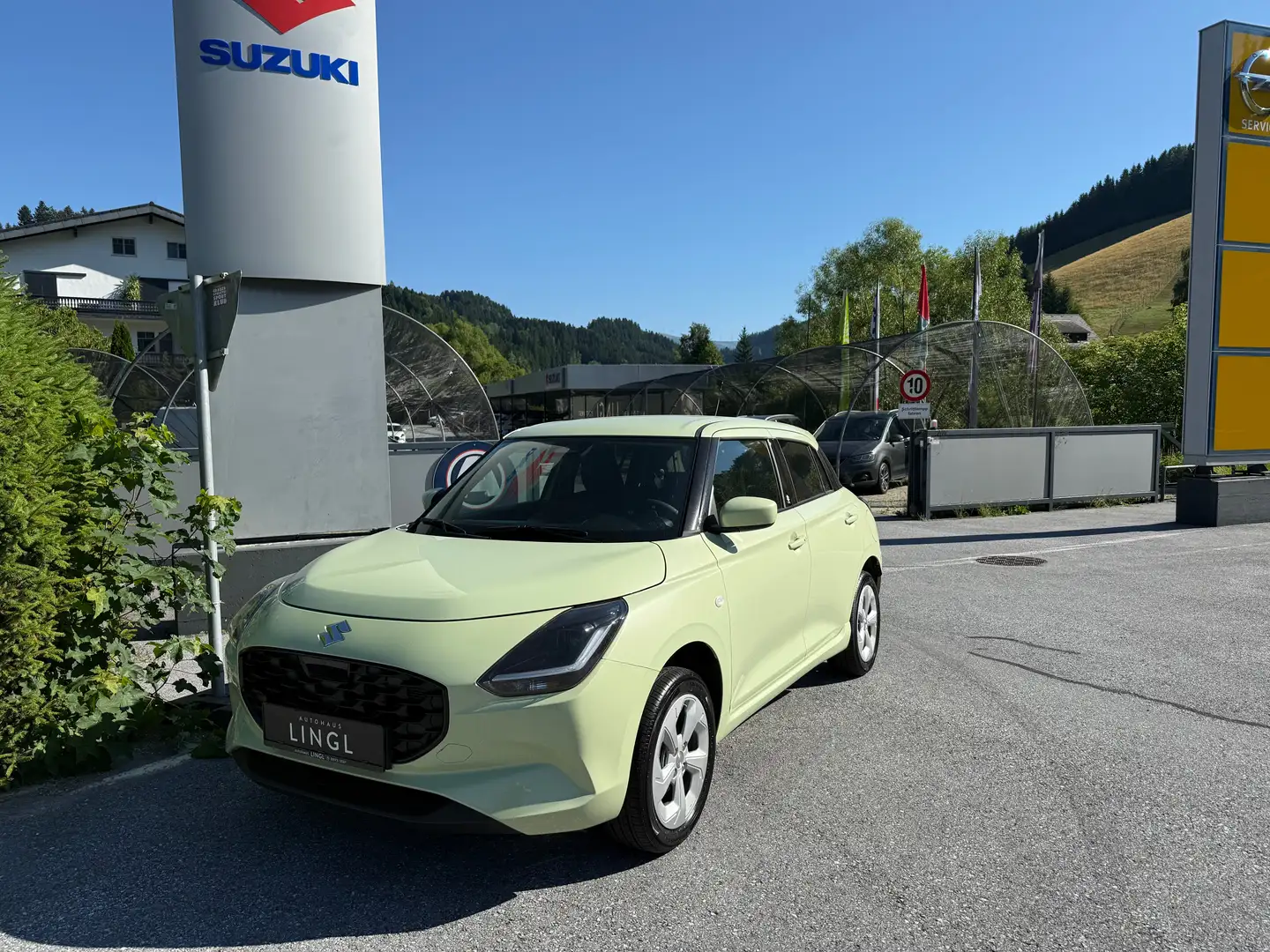 Suzuki Swift 1,2 Hybrid Allgrip Shine Verde - 1