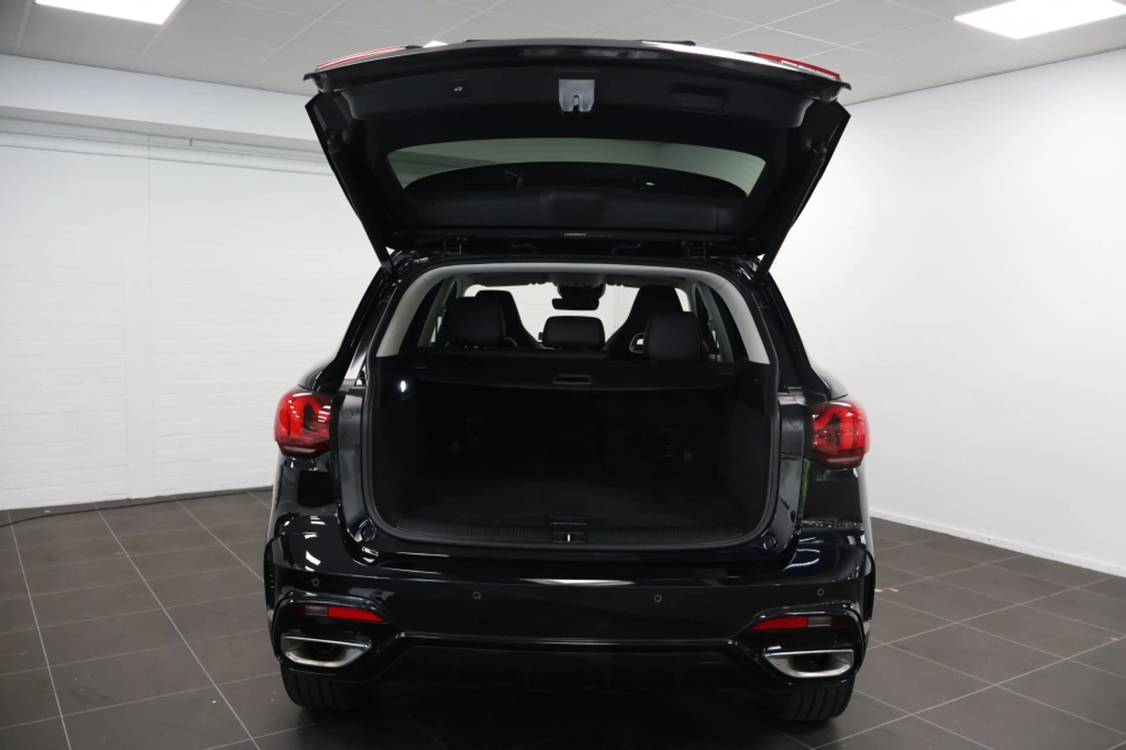 MG EHS 1.5 TGDI Luxury — photo 10