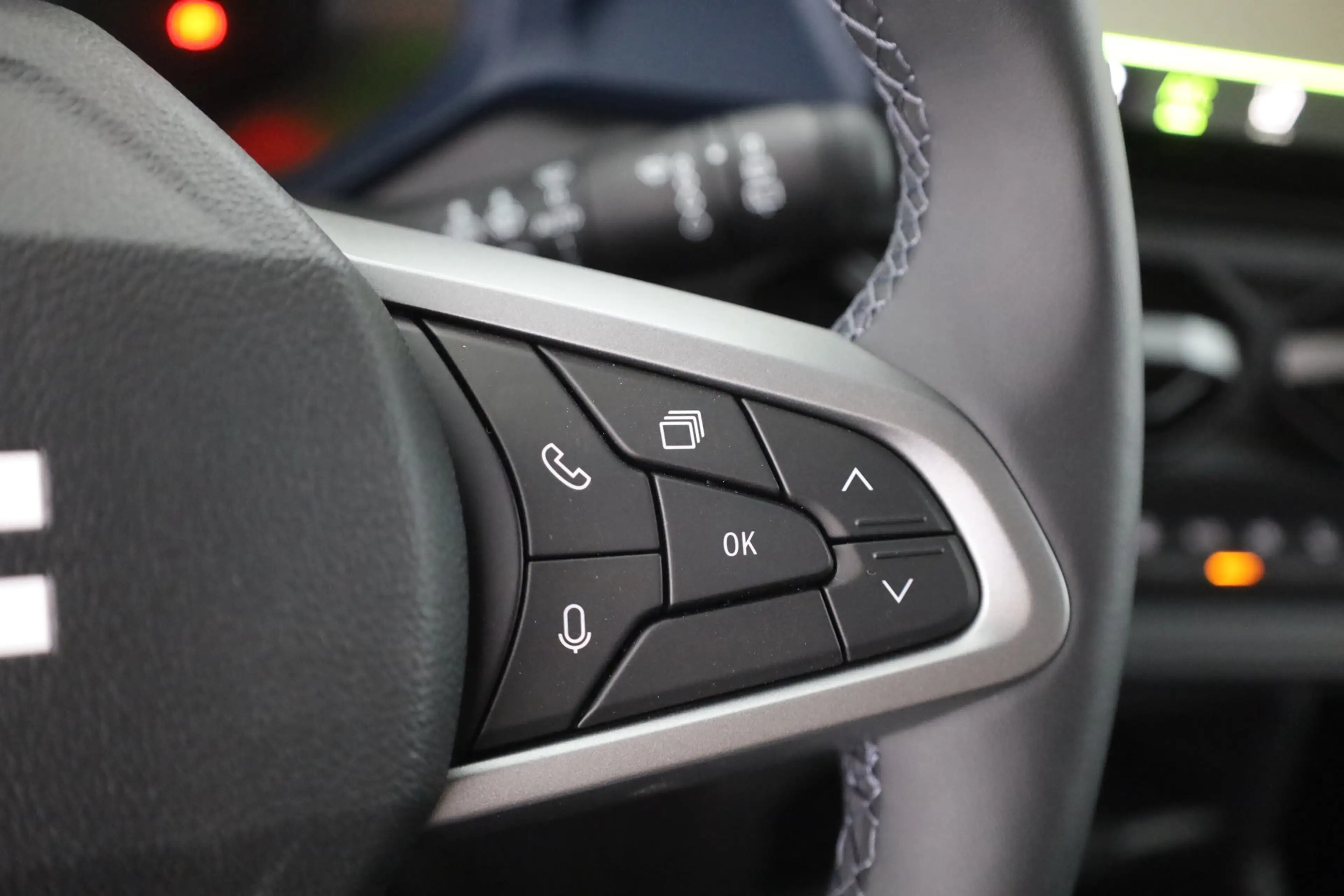 Dacia Duster Journey TCe 130 LED Kamera — photo 17