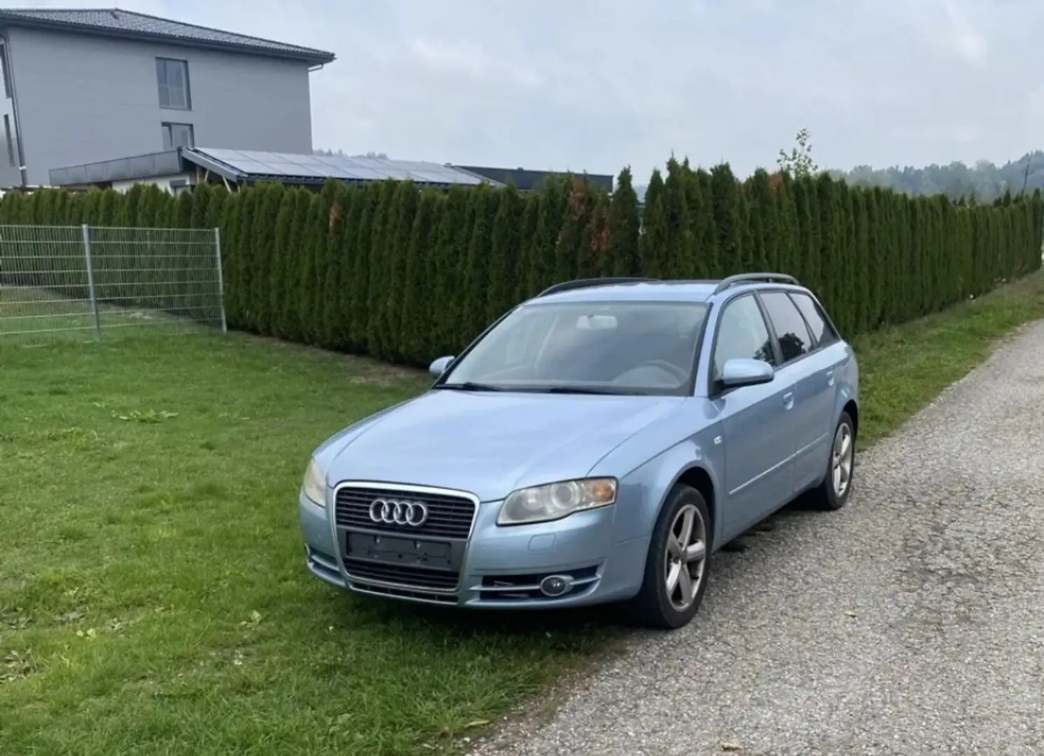 Audi A4 A4 Avant 2,0 TDI Blau - 1