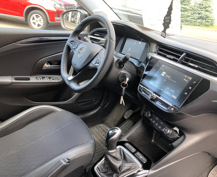 Opel Corsa Corsa 5-Türer 1.2 Start/Stop Elegance — photo 9