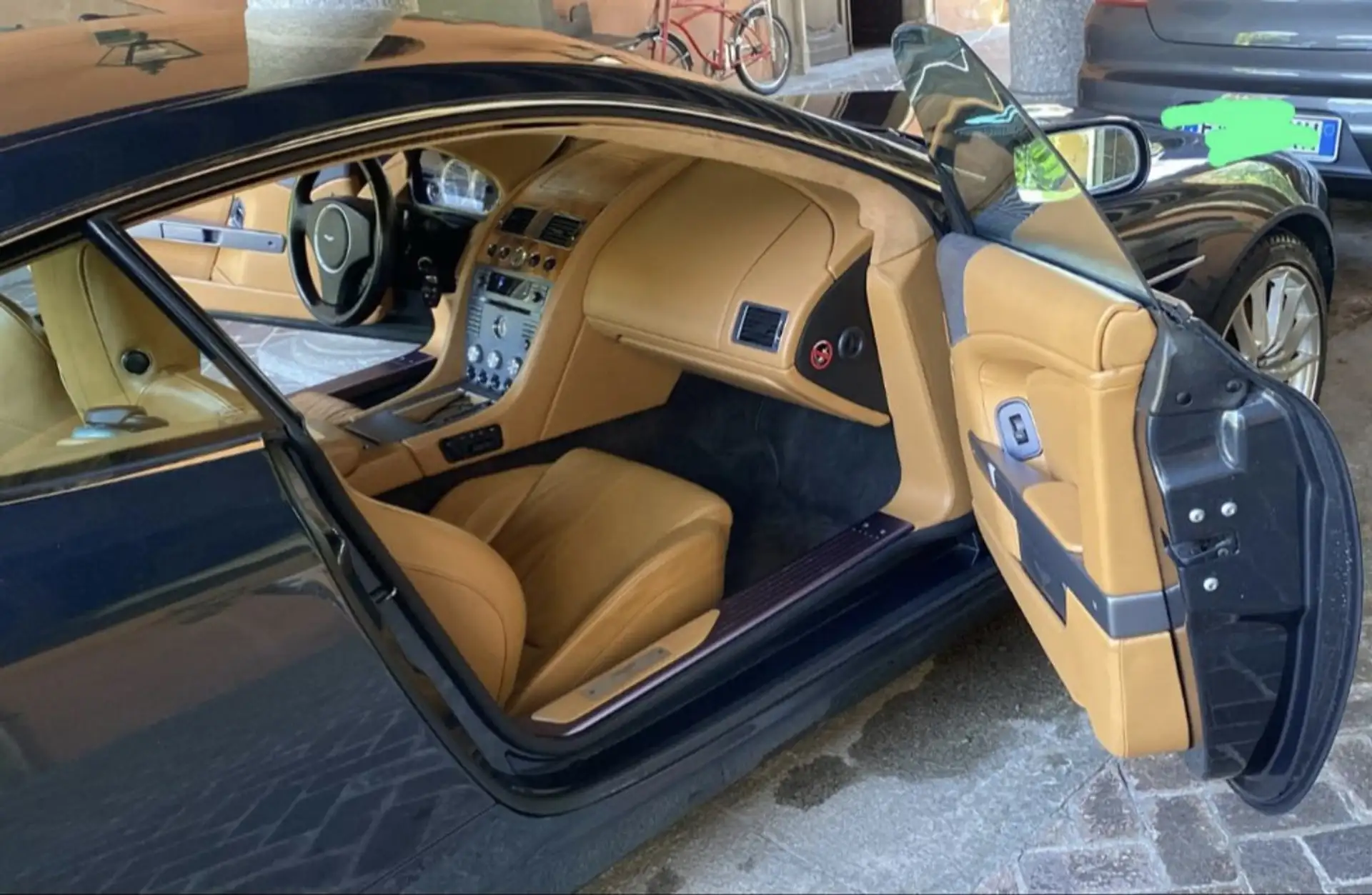 애스턴마틴 DB9 2008 네이비 사진 6
