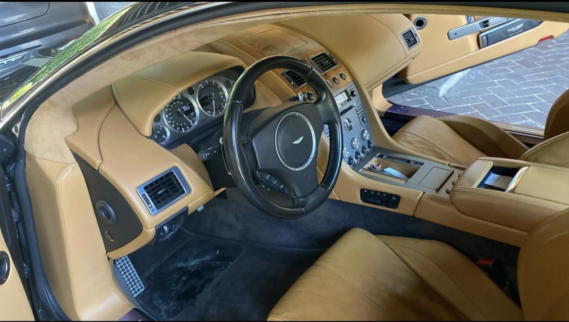애스턴마틴 DB9 2008 네이비 사진 8