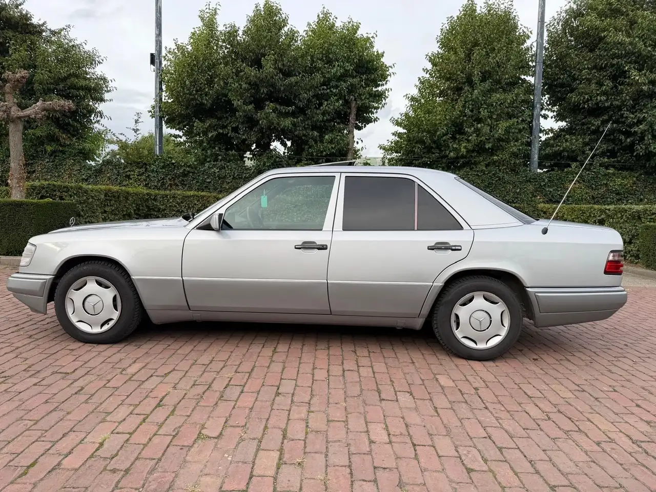 Mercedes-Benz E 250, foto 2
