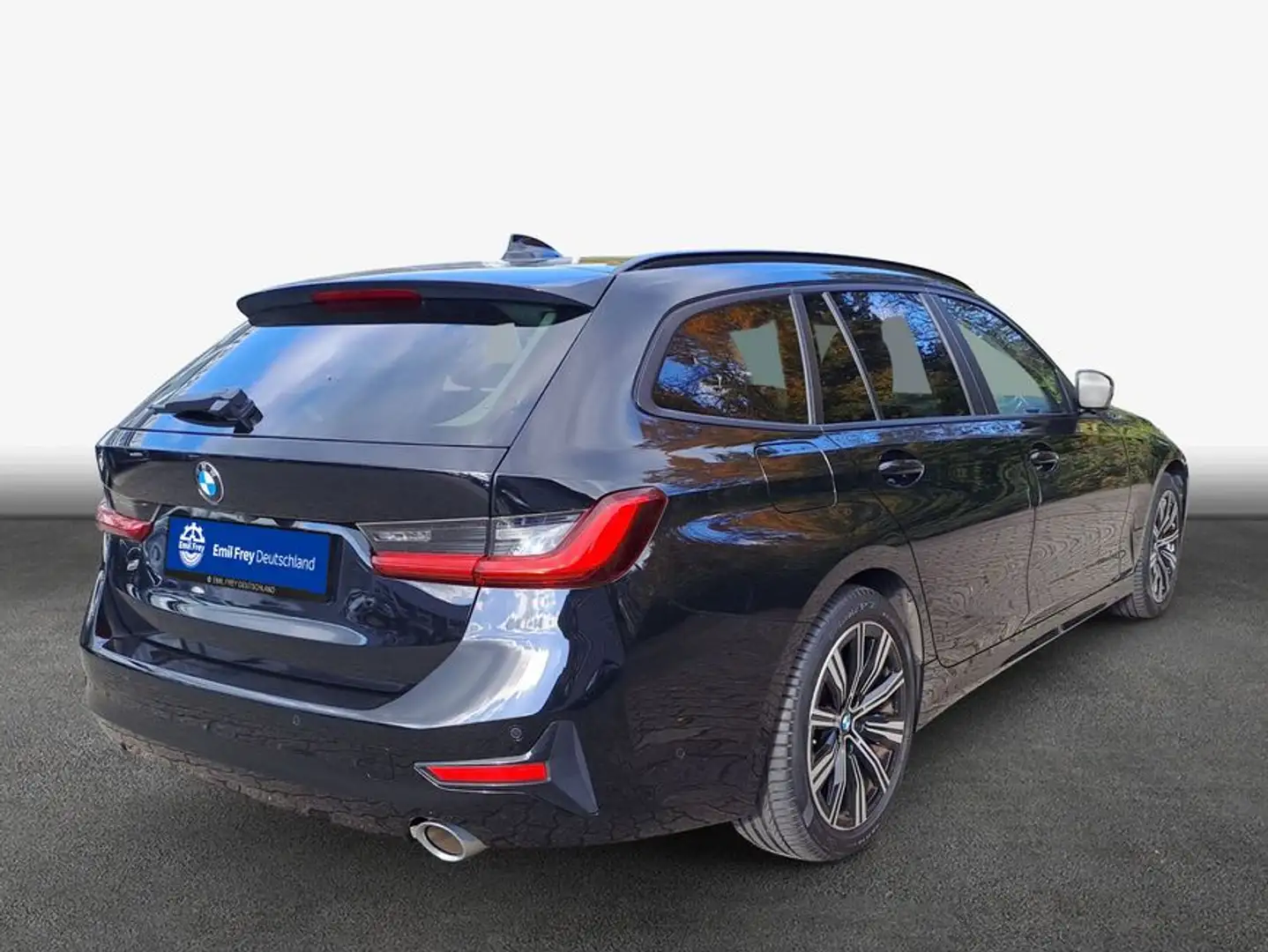 BMW 320 d Touring Aut. Advantage Schwarz - 2