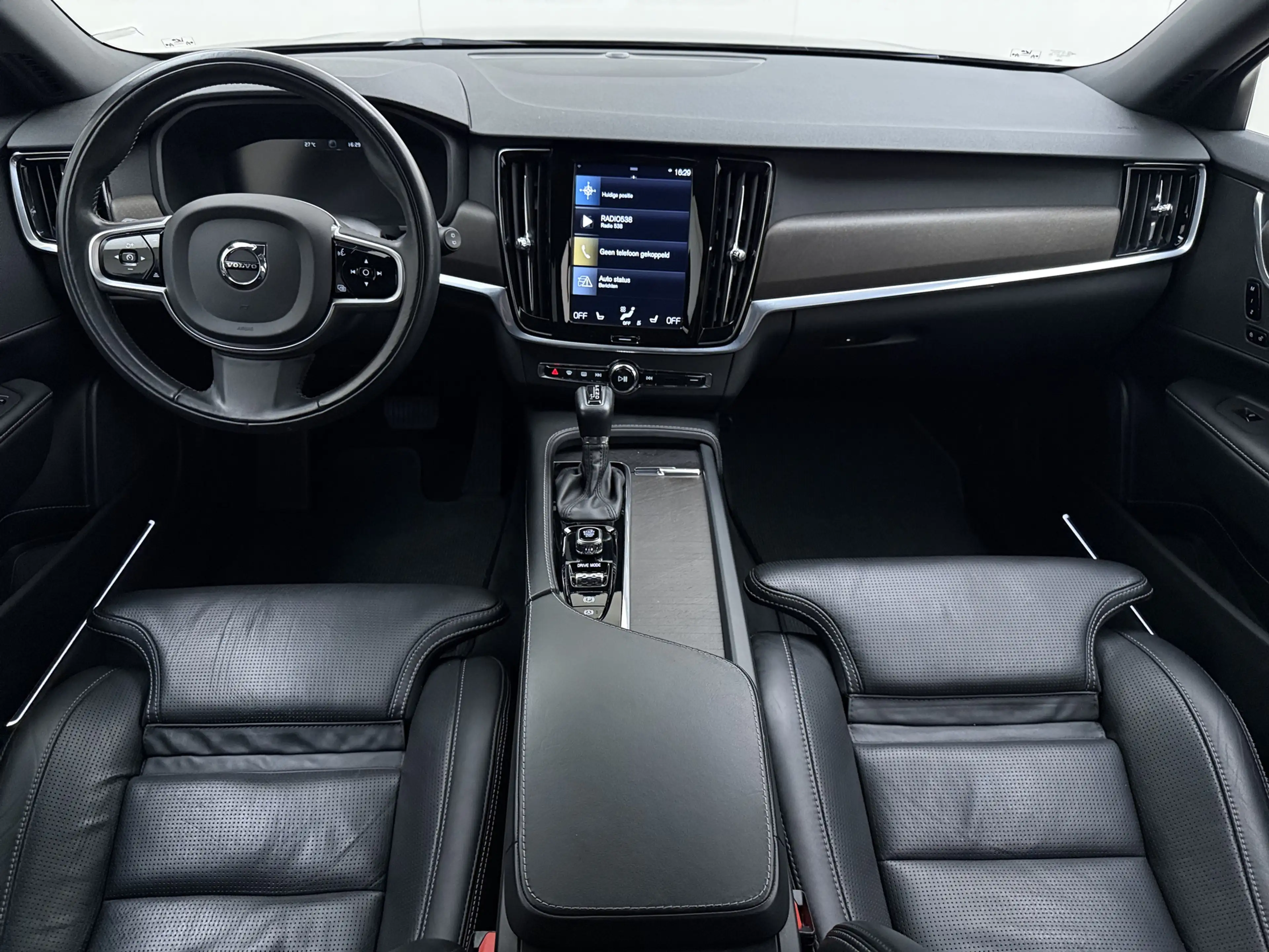 Volvo V90 Cross Country T5 251pk AWD Pro / Geventileerde stoelen / 360 gra — photo 2