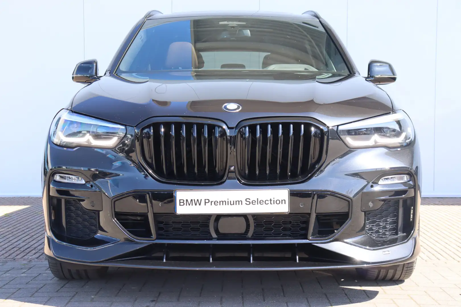 BMW X5 xDrive45e High Executive M-Sportpakket / Panoramad Noir - 2
