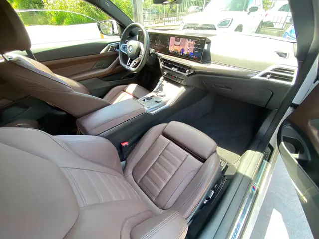 BMW 4 Series view 12