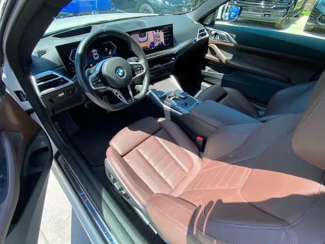 BMW 4 Series view 9