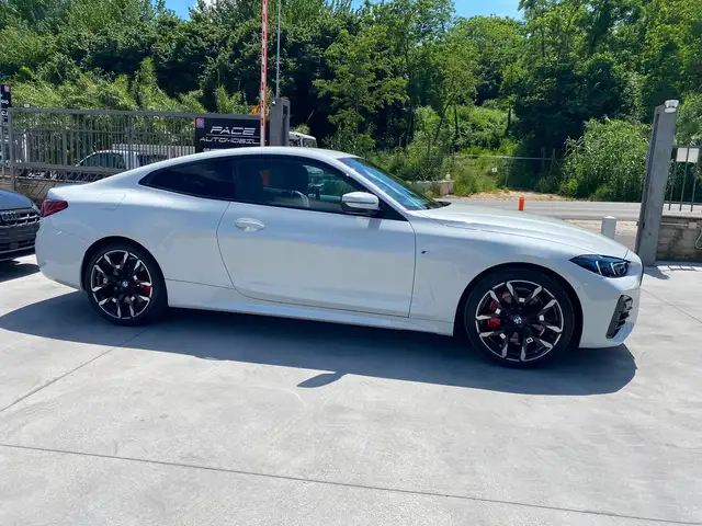 BMW 4 Series view 7