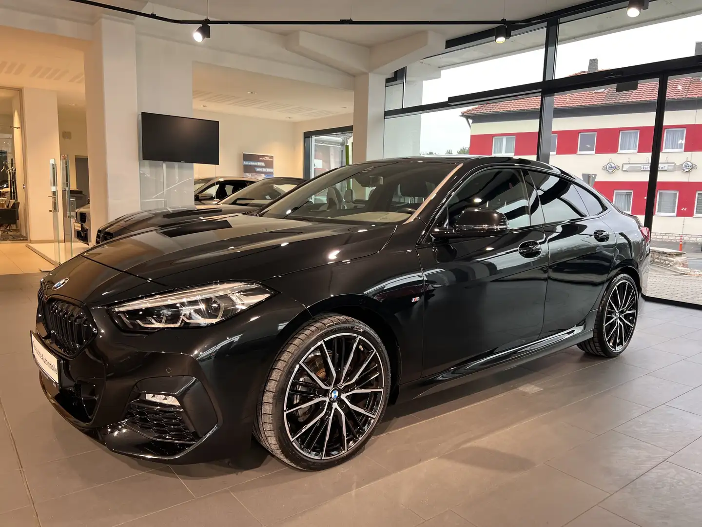BMW 218 i MSport M Sport DAB LED WLAN ACC + Stop&Go Czarny - 2