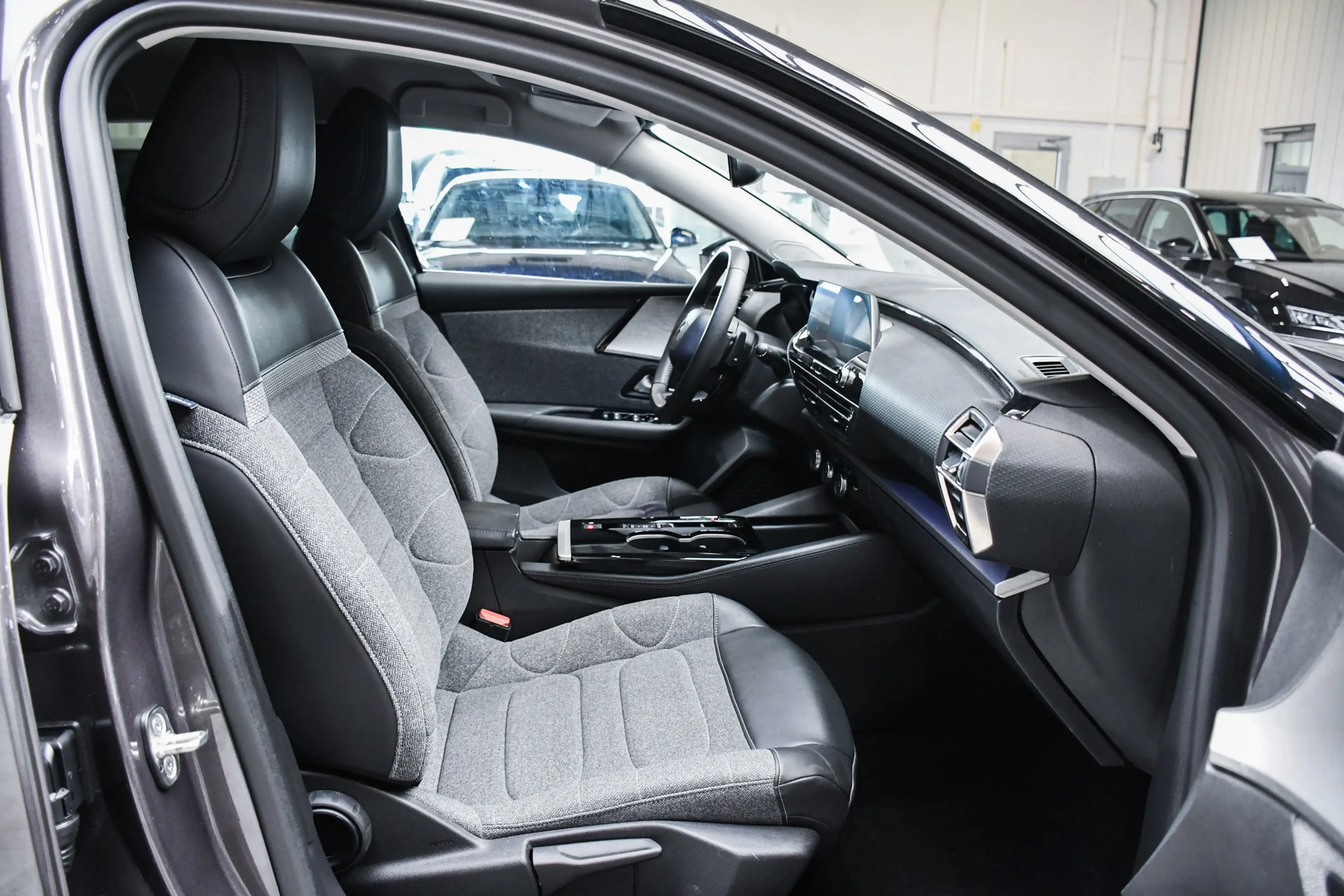 Citroen C5 X C5 X 1.2 PureTech Feel - NAVI / CAMERA / PDC / CC — photo 6