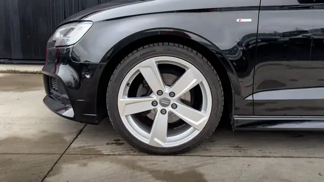 Audi A3 view 8
