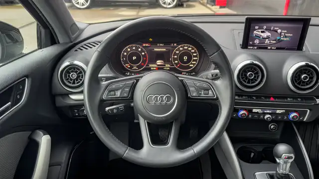 Audi A3 view 11