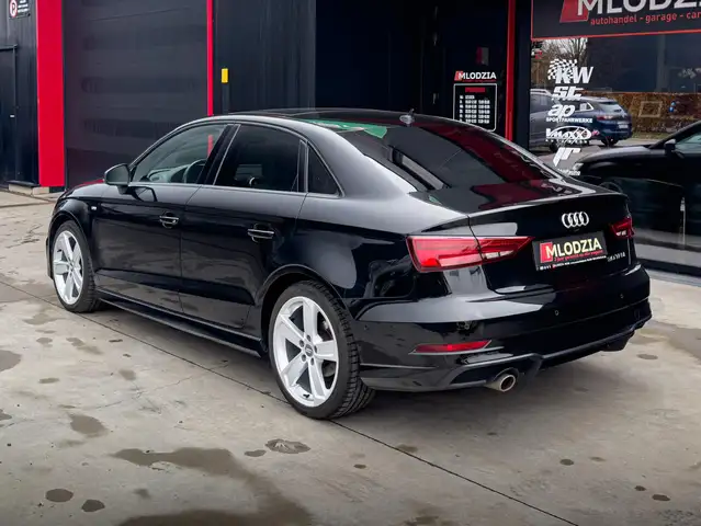 Audi A3 view 4