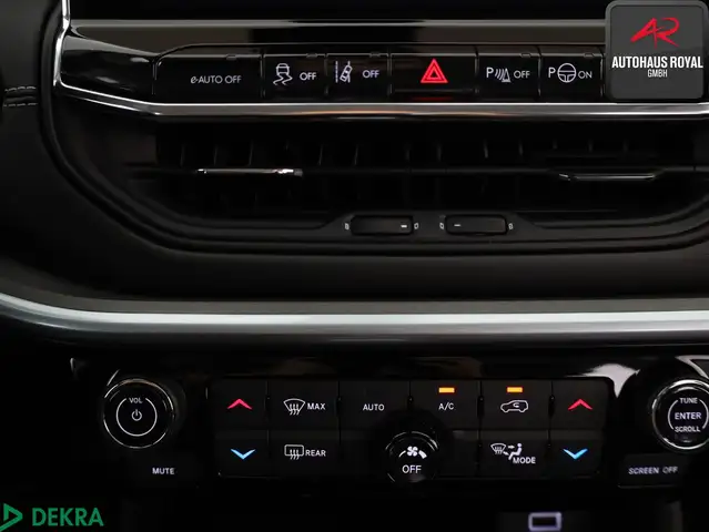 Jeep Compass view 19