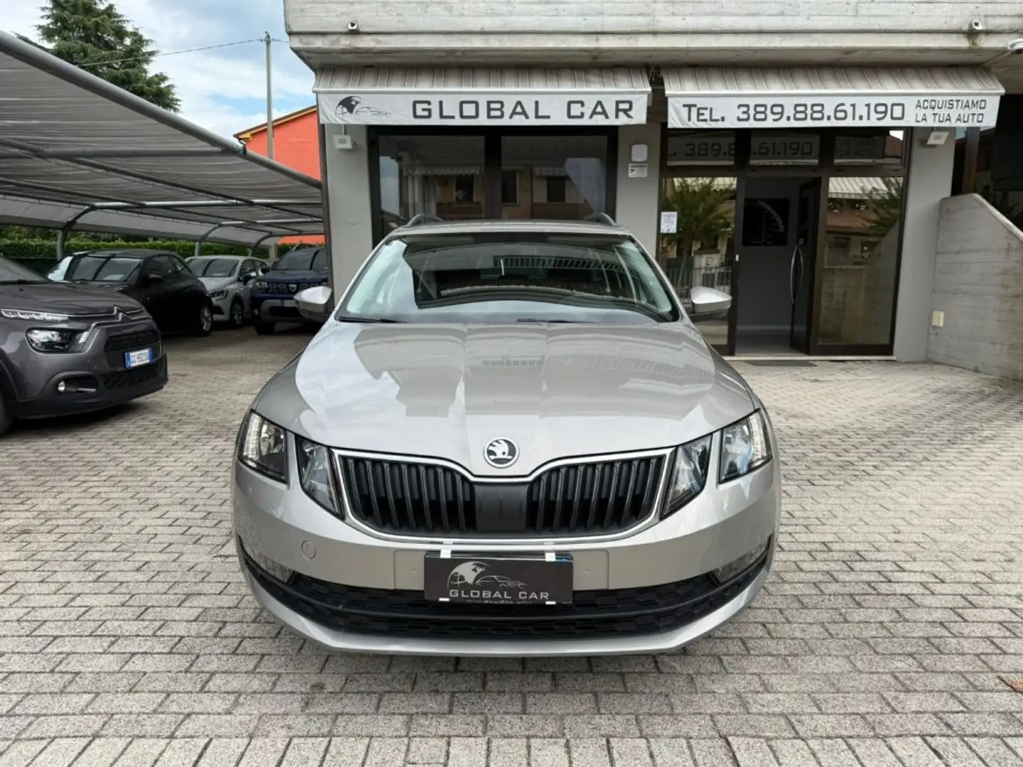 Skoda Octavia 1.6 TDI CR 90 CV Wagon Active Grigio - 2