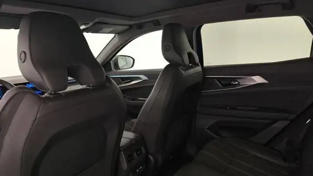 Renault Austral view 15