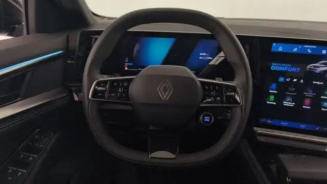 Renault Austral view 11